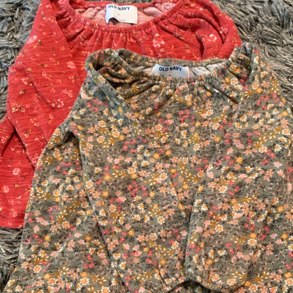 4T girls tunic shirts x2